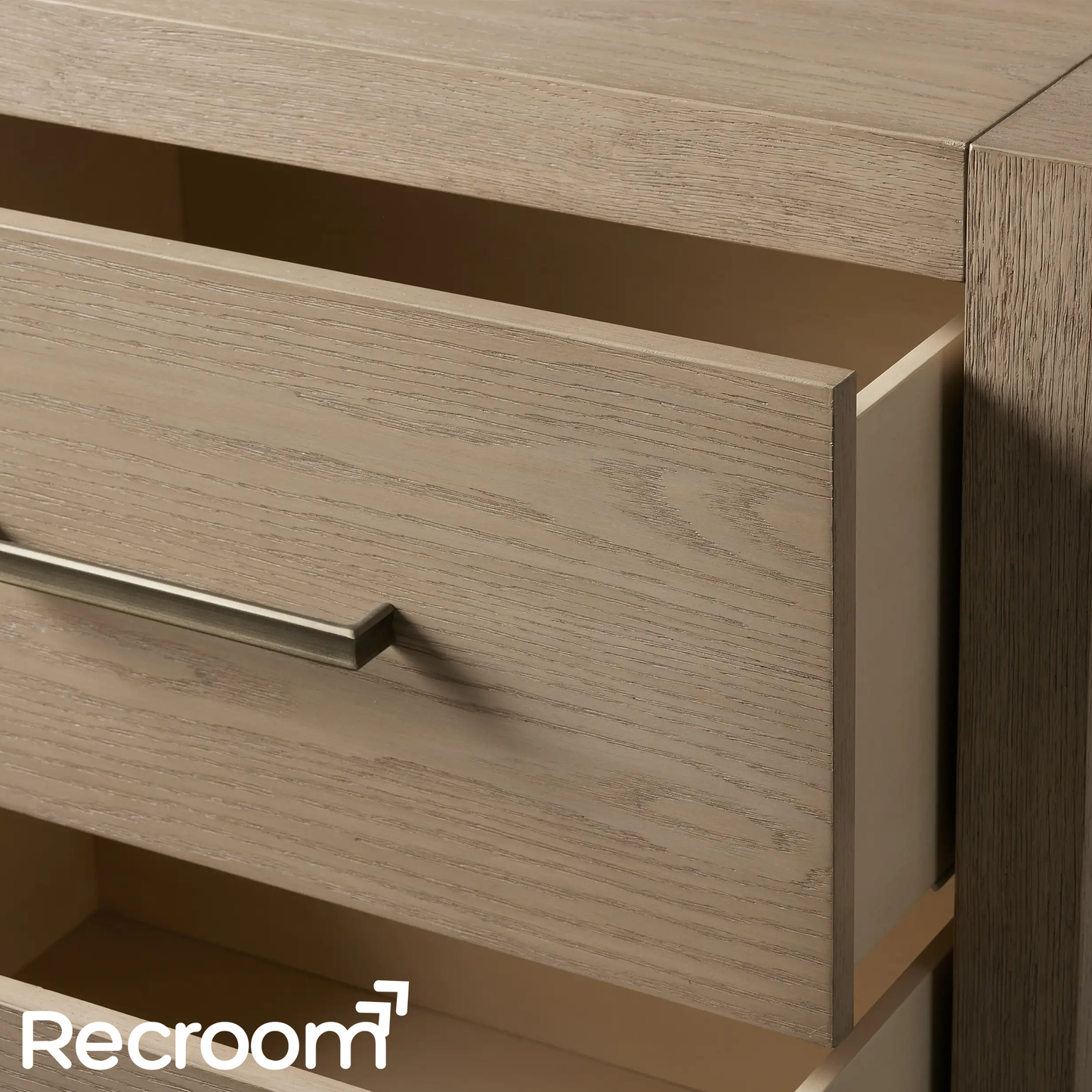 Bood Closed Nightstand