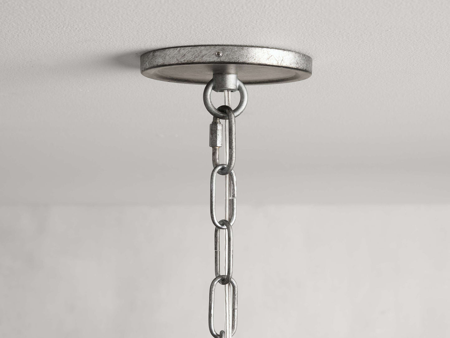 Arnett Round Chandelier in Silver