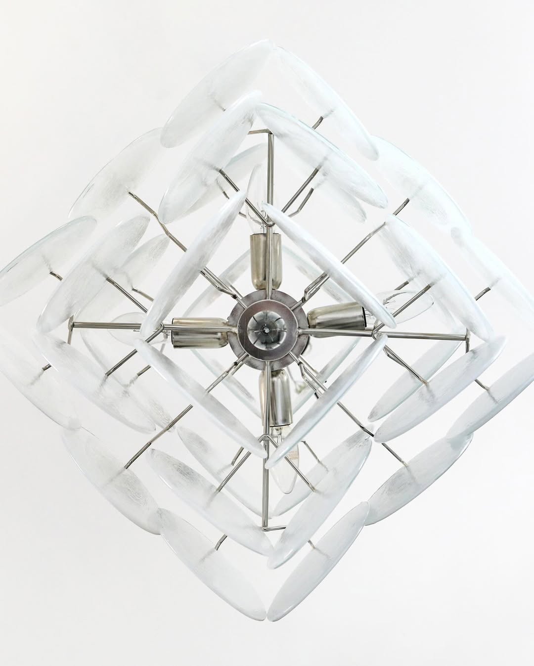 Murano Chandelier 36 White Disks