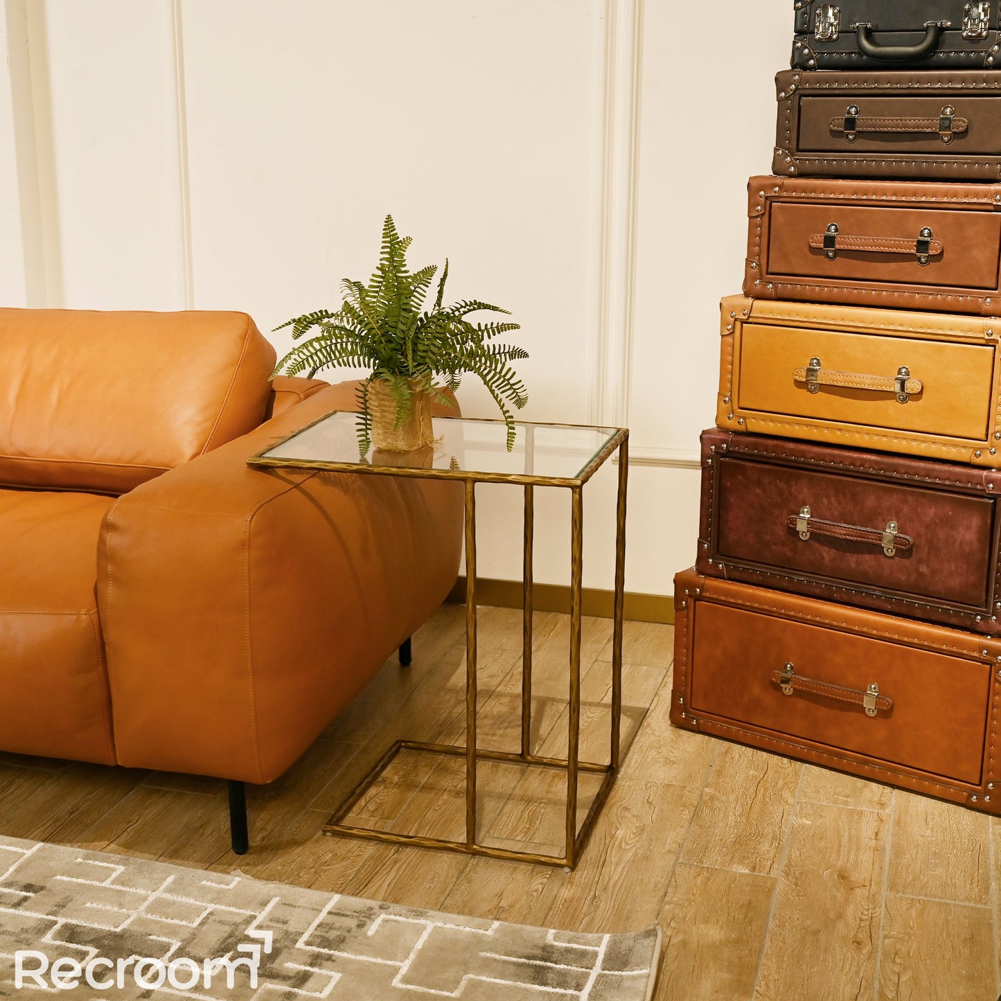 Thaddeo Glass C-Shaped Side Table