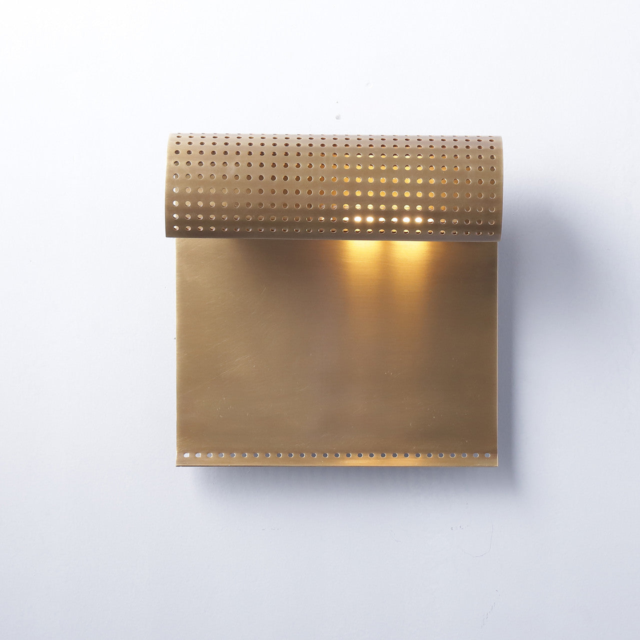 Scroll-I Wall Sconce Brass