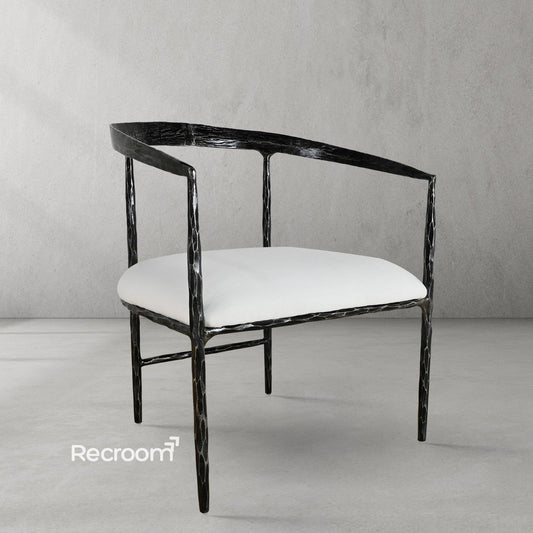 Thaddeo Curved Chair