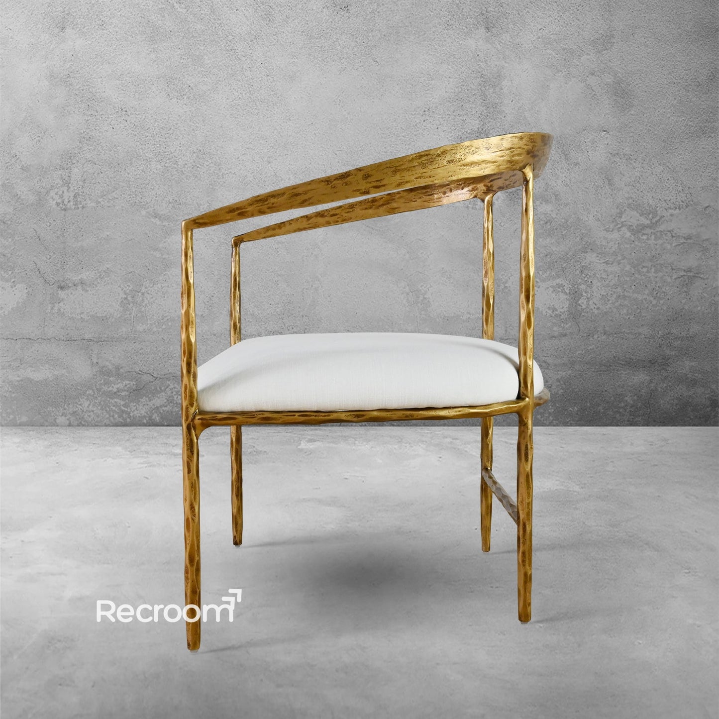 Thaddeo Curved Chair