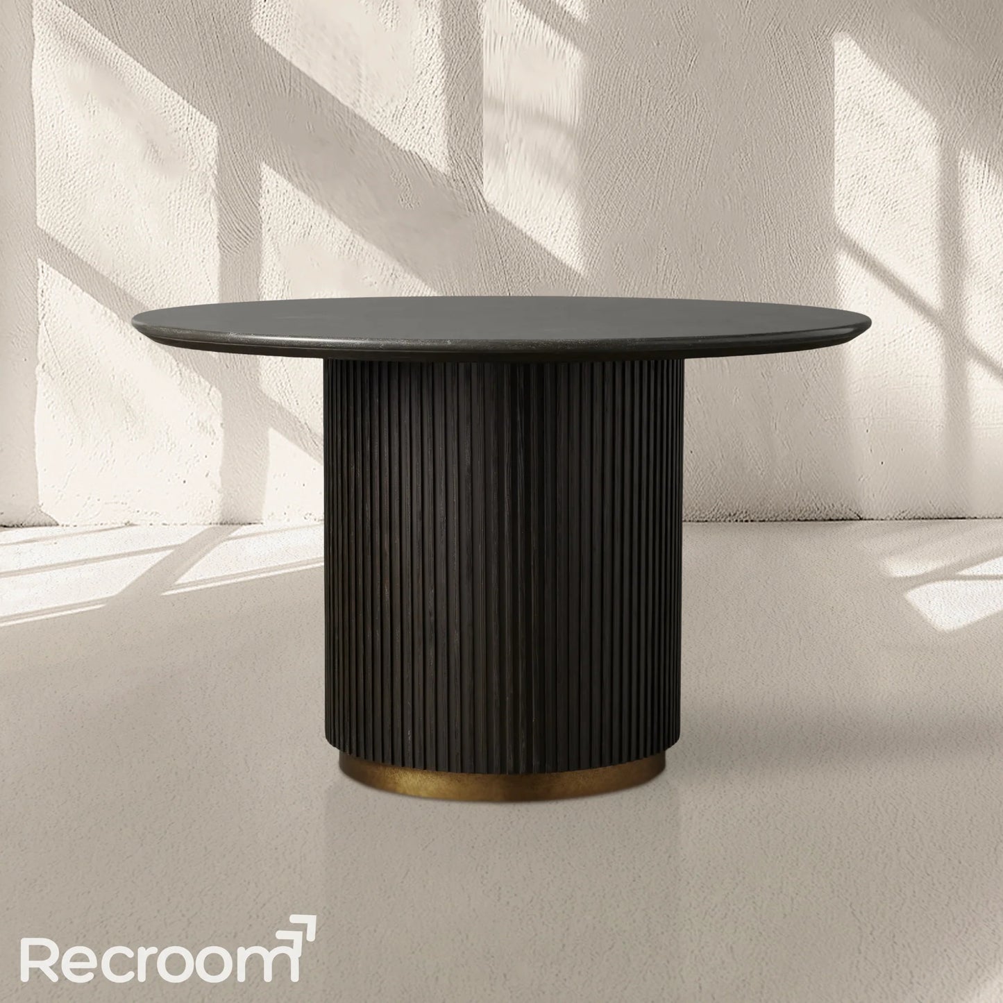 Finn Round Dining Table