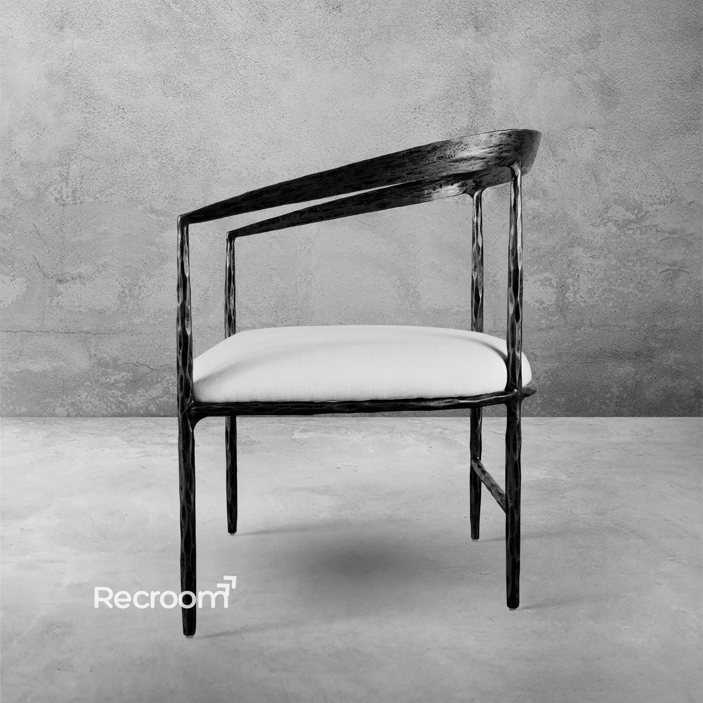 Thaddeo Curved Chair