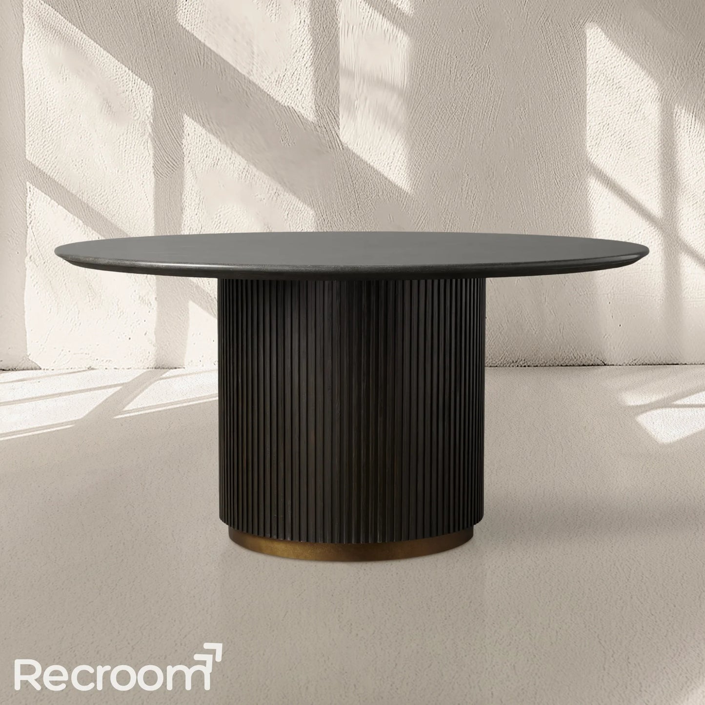 Finn Round Dining Table
