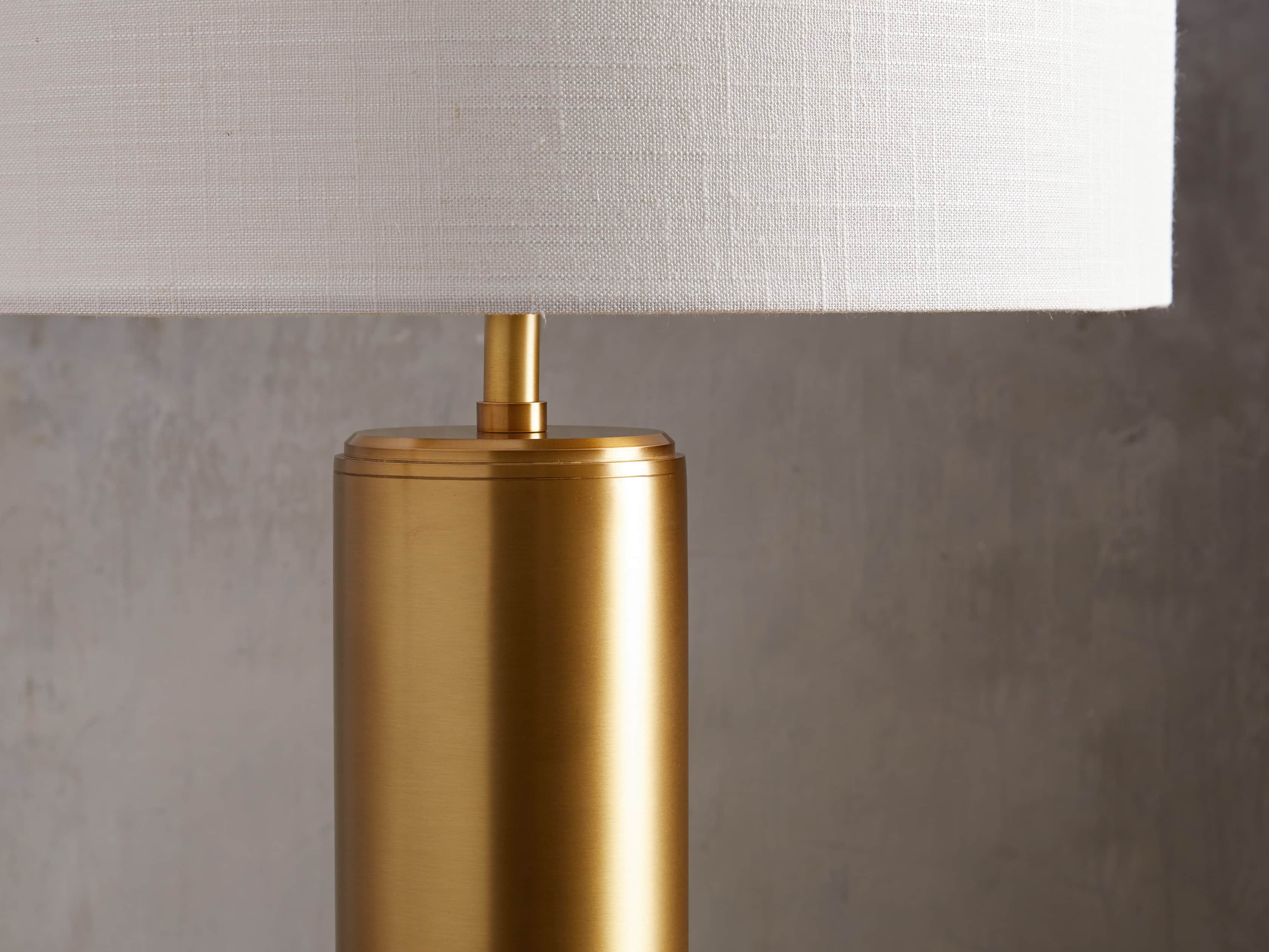 Linden Table Lamp 20'' 31''