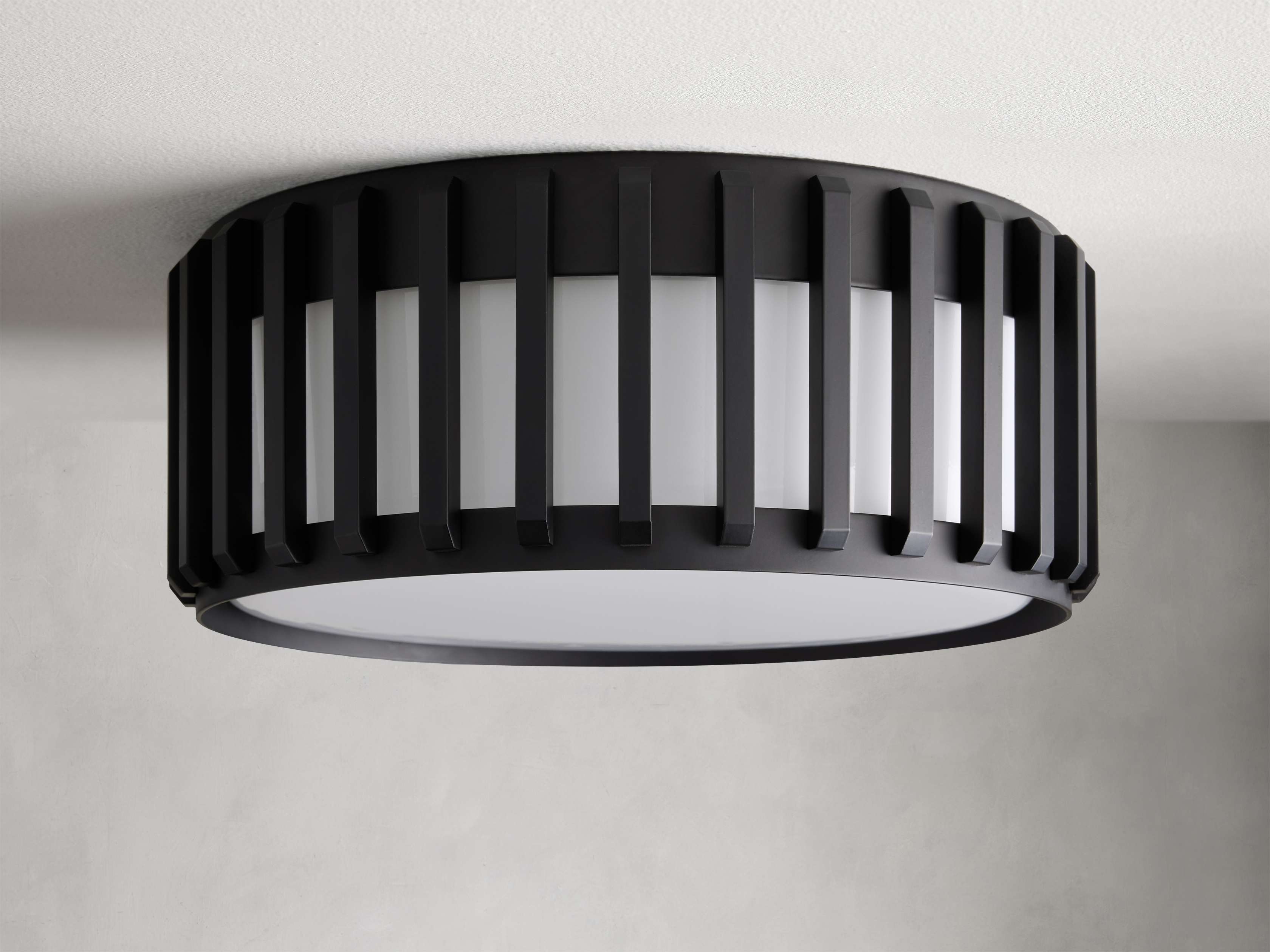 Gabbia Outdoor Flush Mount
