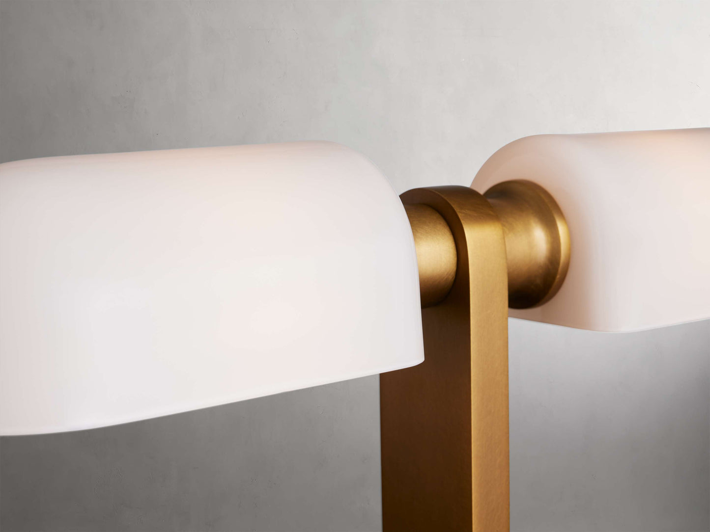 Zayd Table Lamp