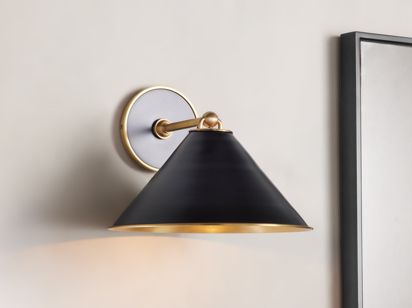 Arno Wall Sconce