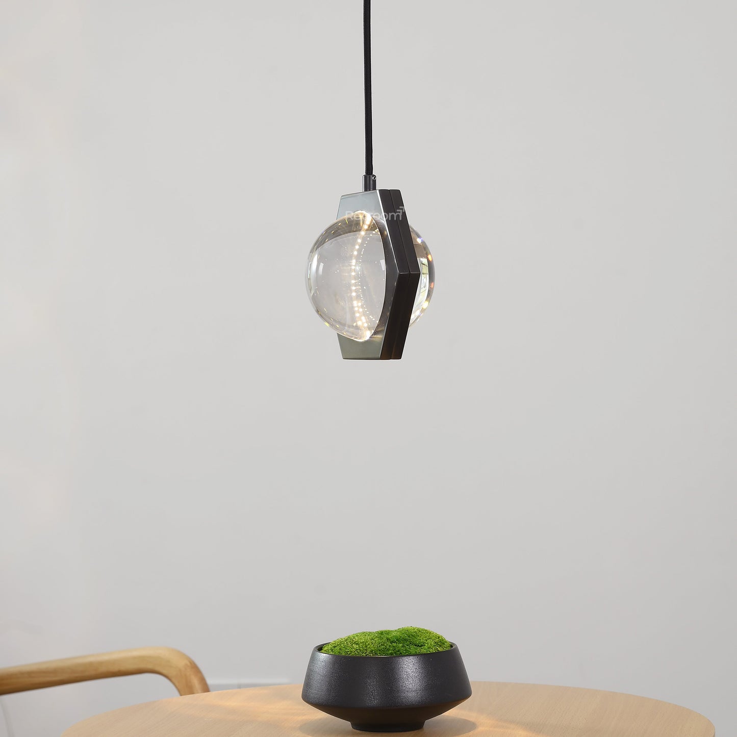 Eclitant Island Pendant 7“