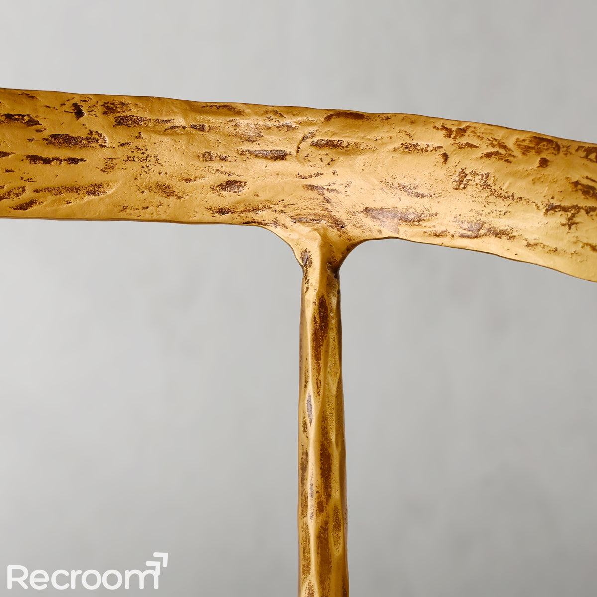 Thaddeo Curved Chair