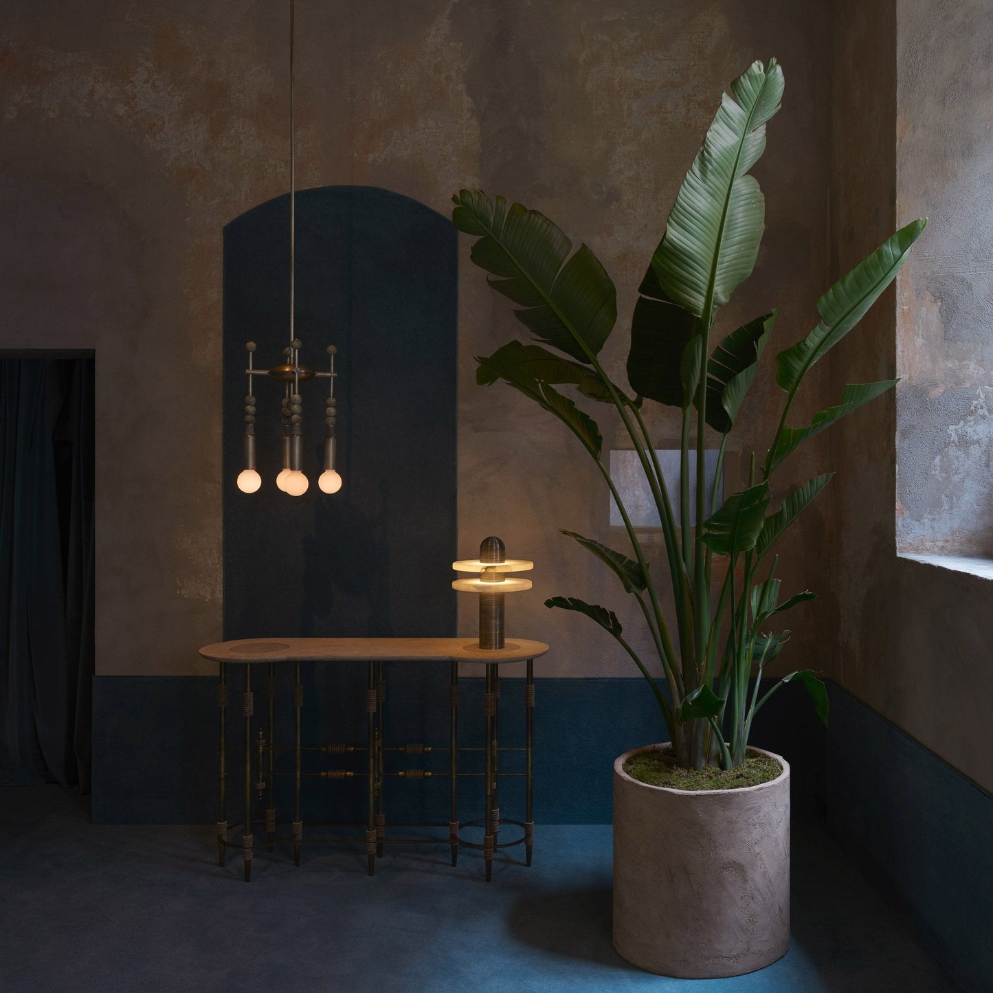 Alabaster Comet Alabaster Table Lamp