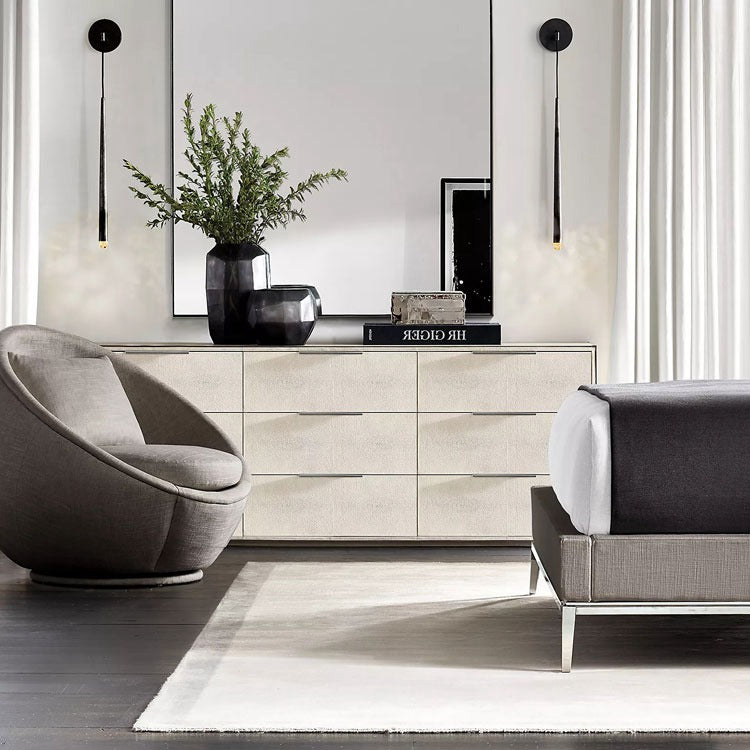 Aquitaines Linear Wall Sconce 5"