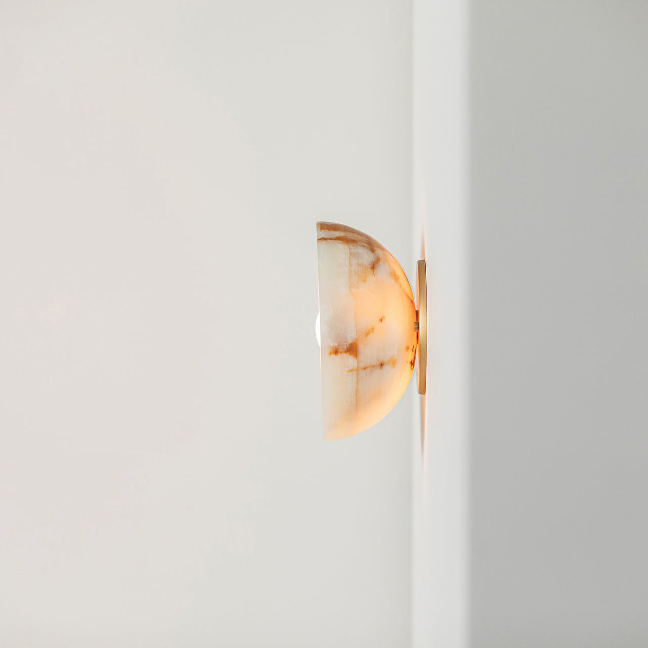 Aurelia Surface Alabaster Sconce