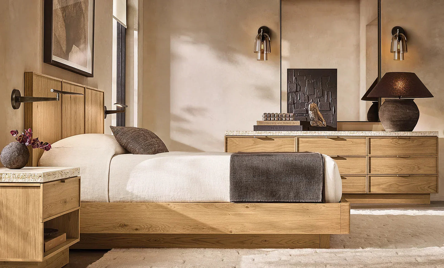 Bloomy Amber Glass Flute Sconce