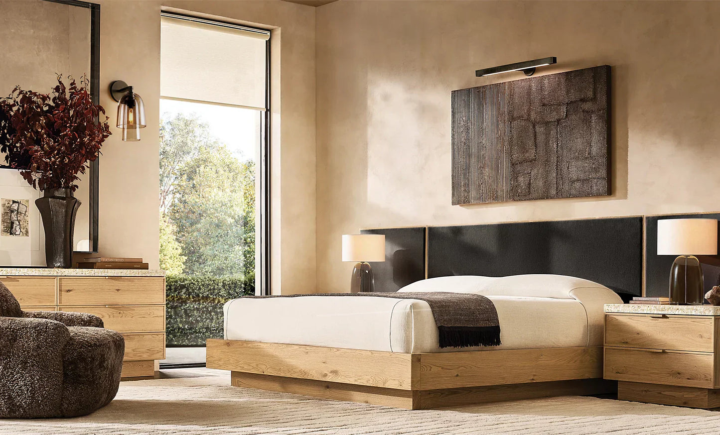 Bloomy Amber Glass Table Lamp