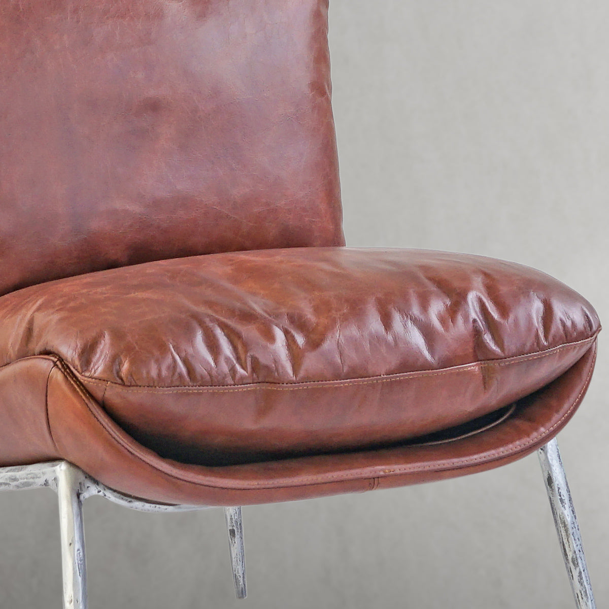 Thaddeo Vintage Leather Armrest Lounge Chair