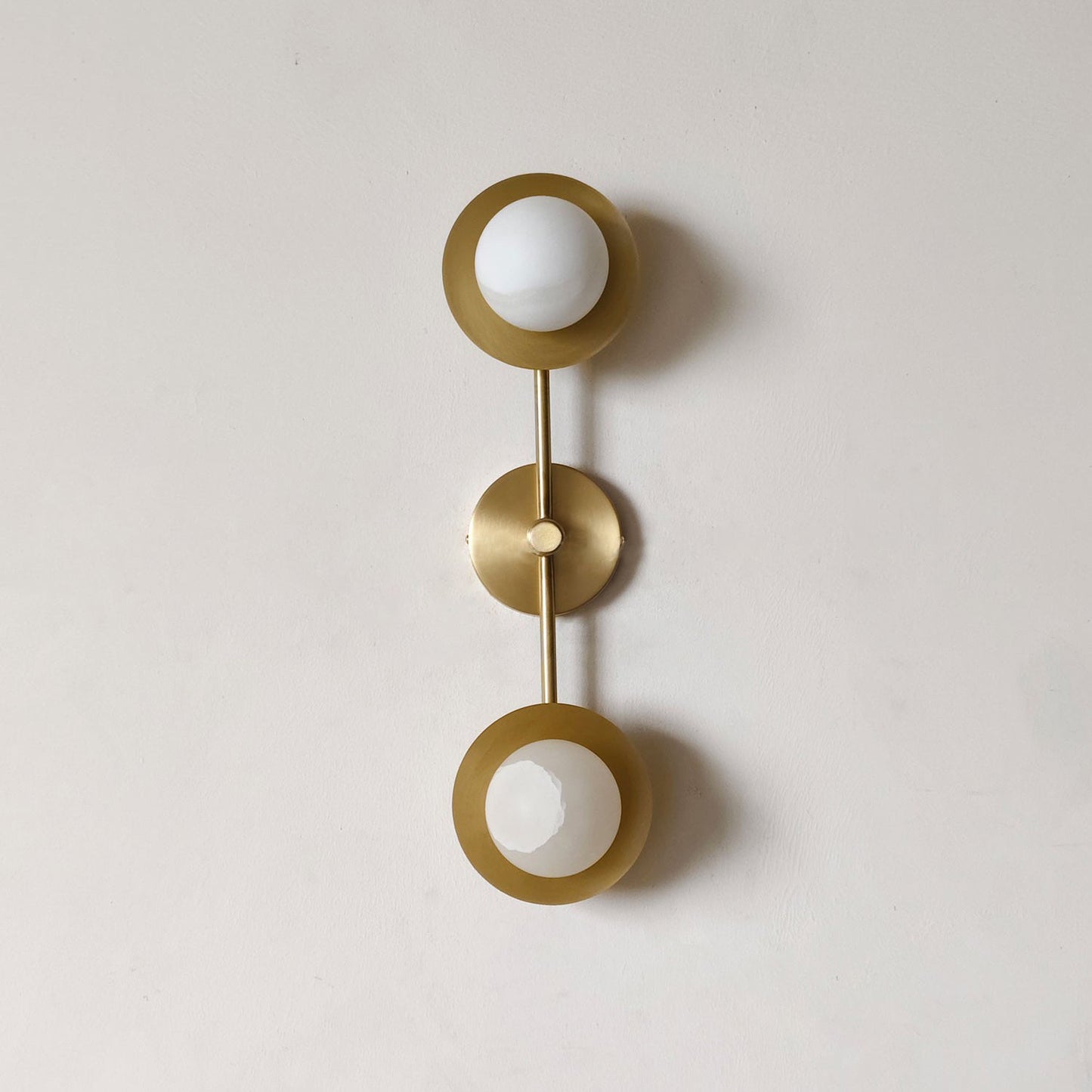Cara Wall Lamp