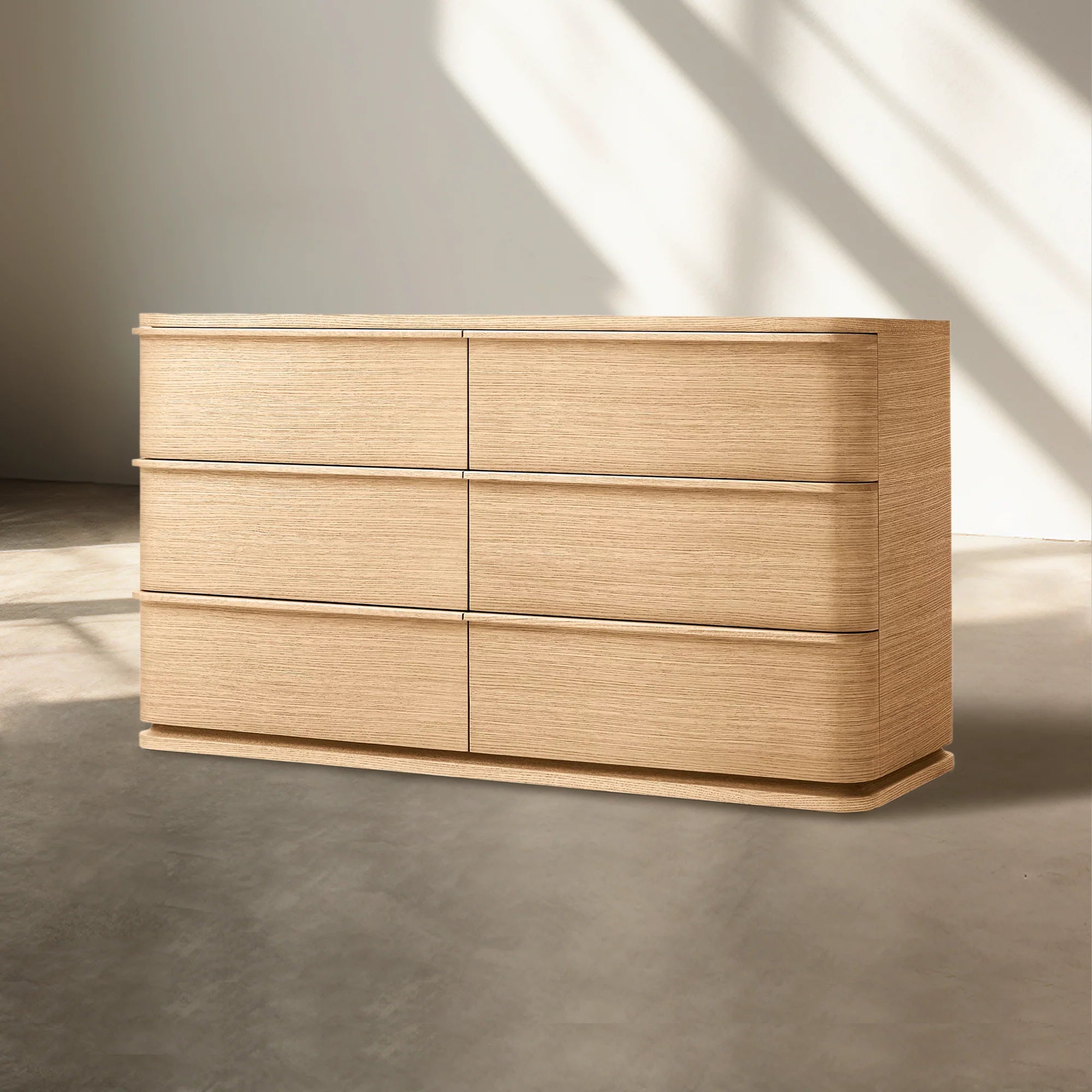 Linet Wide Dresser