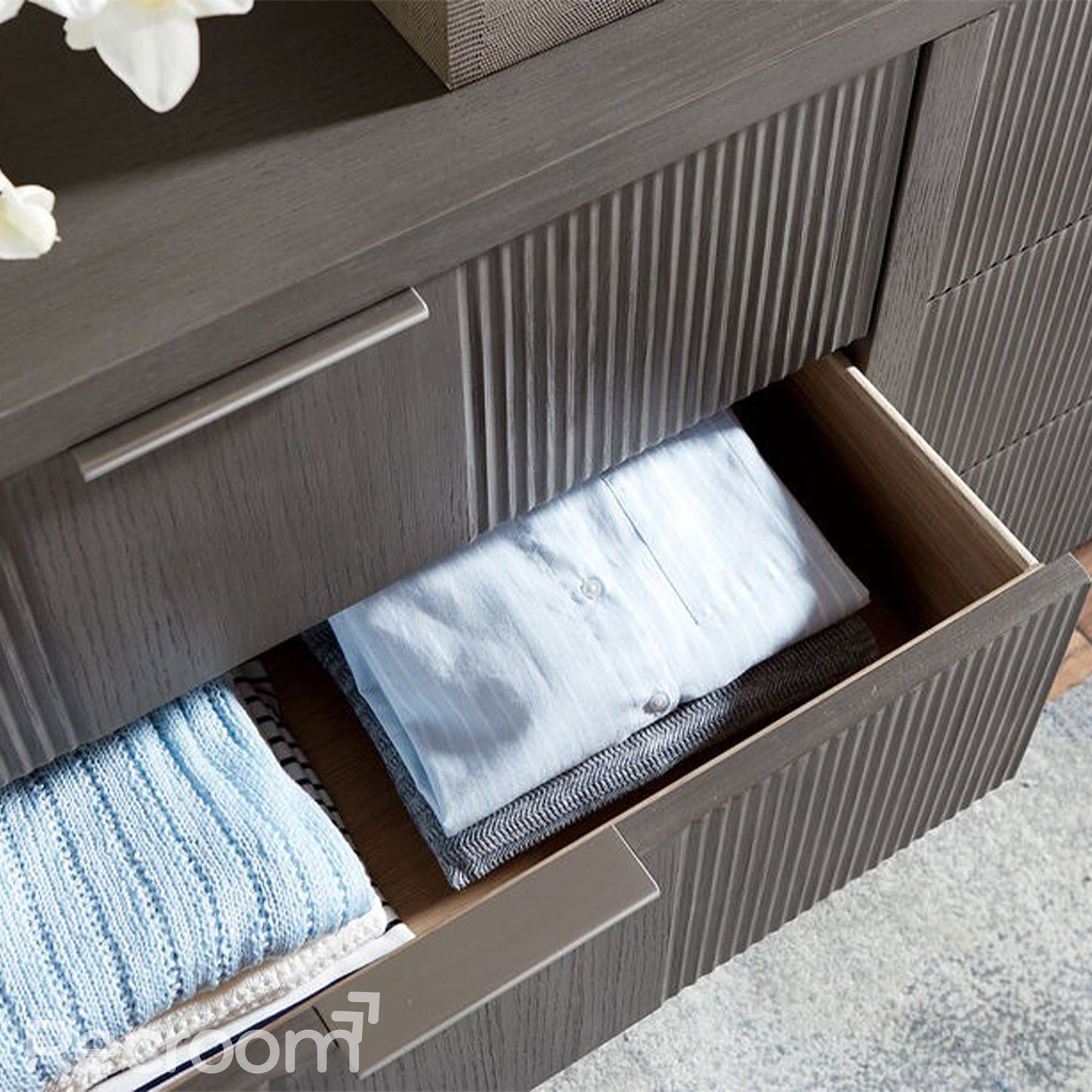 Vurmo Double Dresser