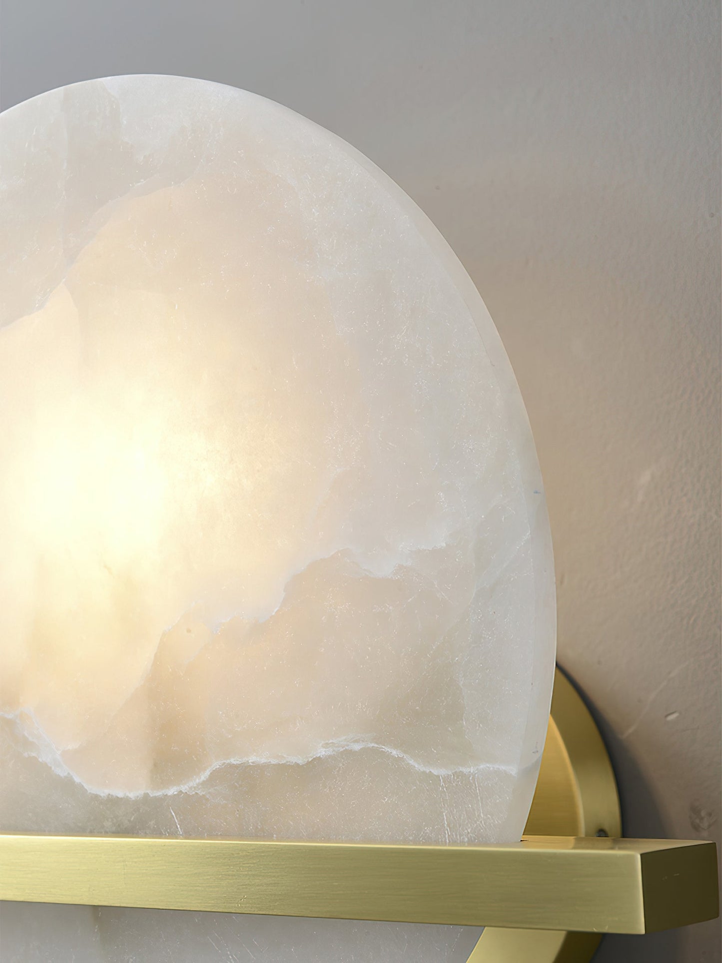 Savion Alabaster Wall Lamp