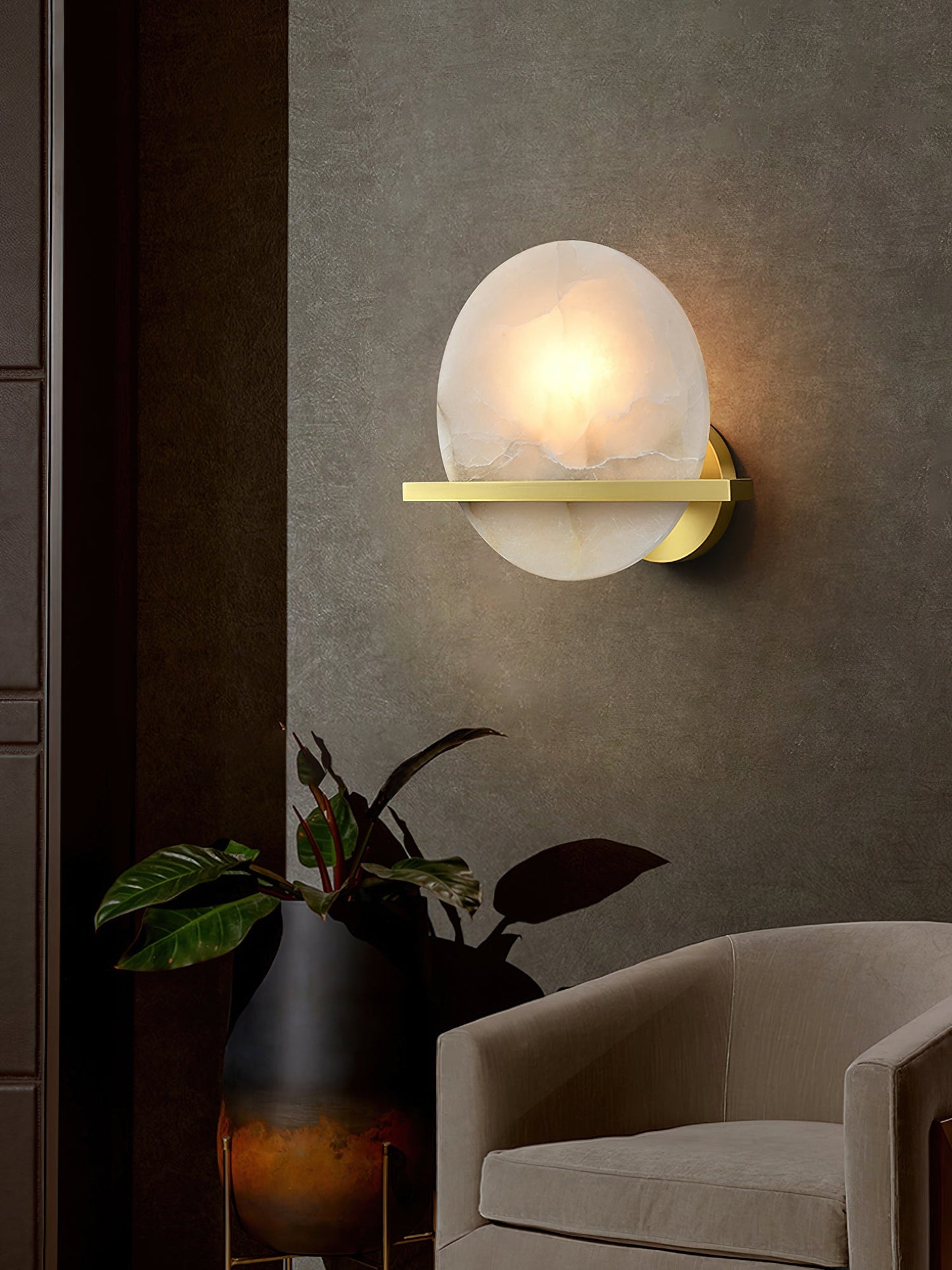 Savion Alabaster Wall Lamp