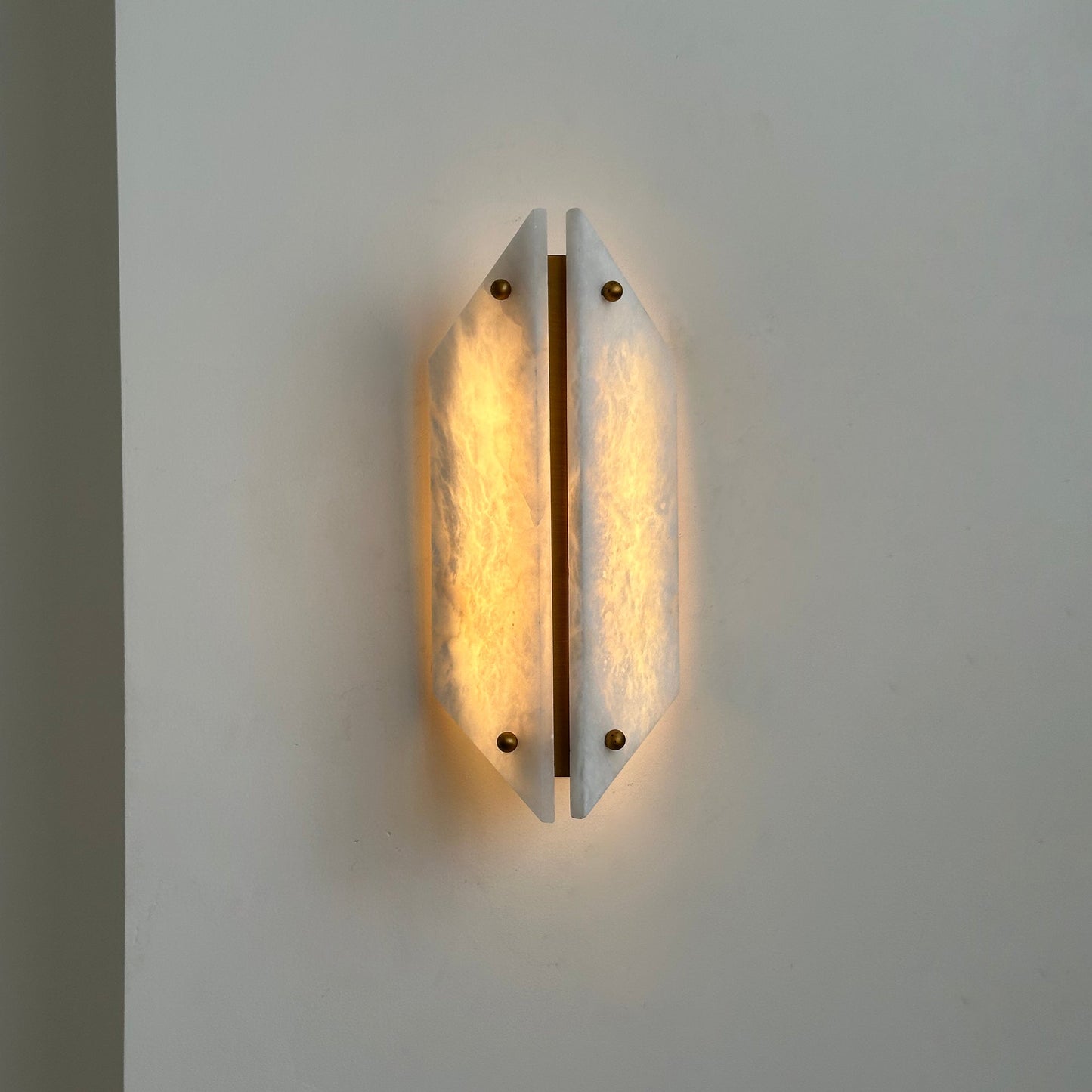 Vivien Alabaster Stone Wall Lamp