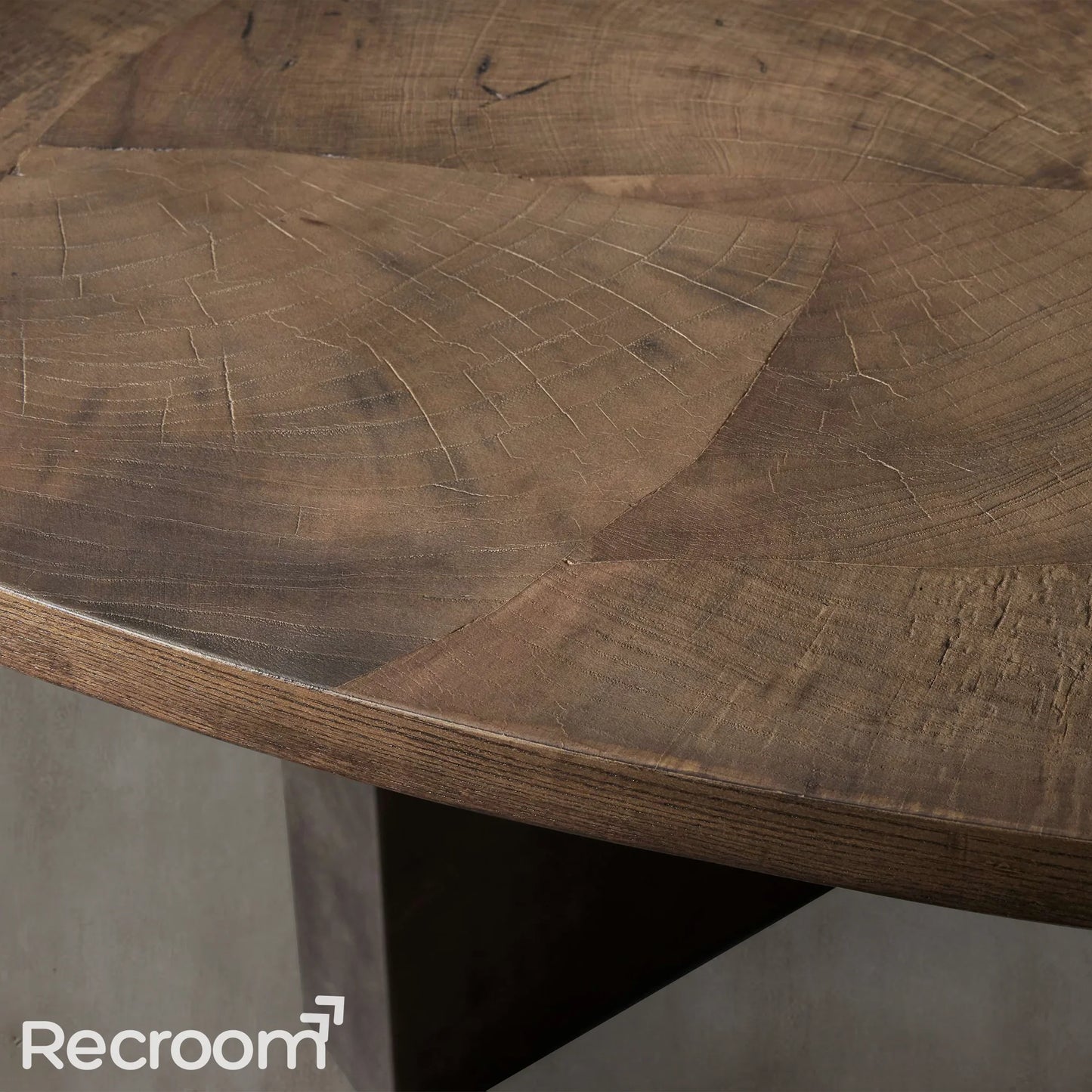 Pola Round Dining Table