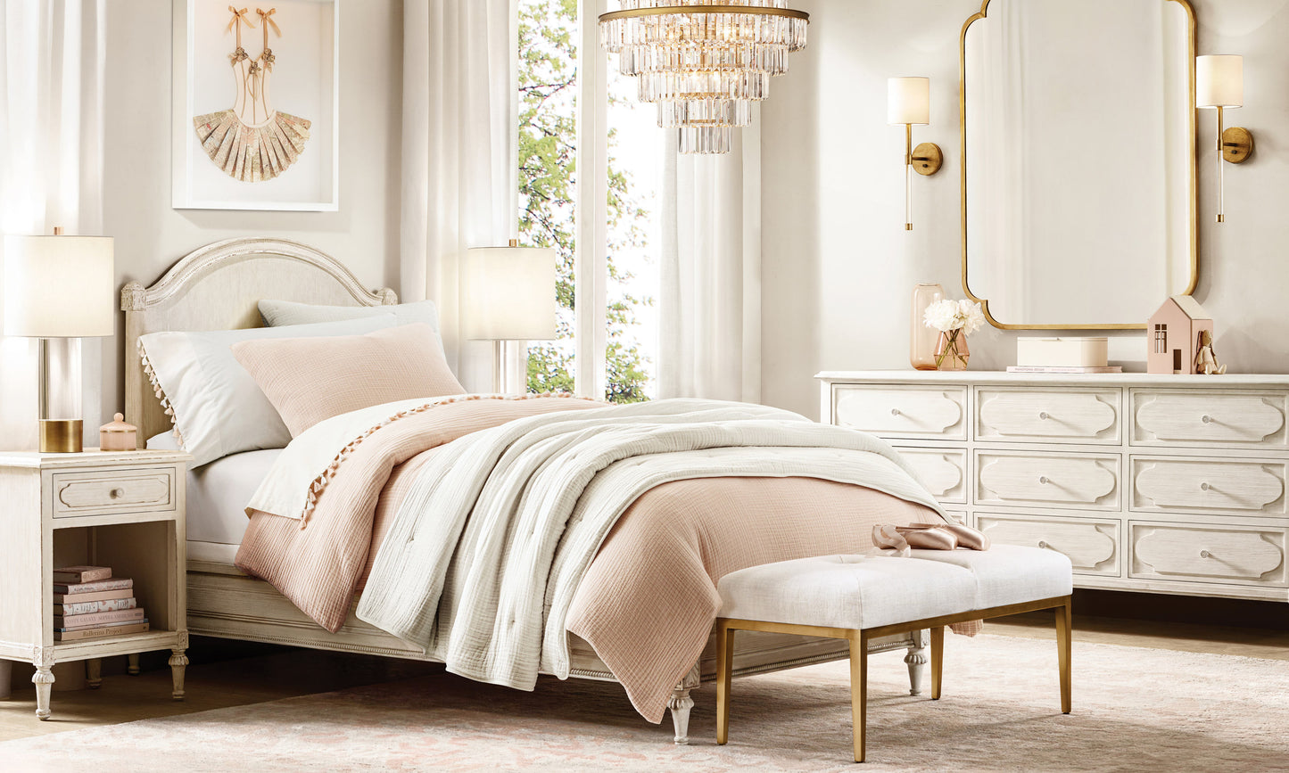 Alaine Crystal Small Pendant 18"D