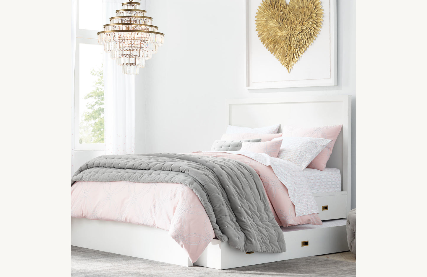 Alaine Crystal Medium Pendant  22''D