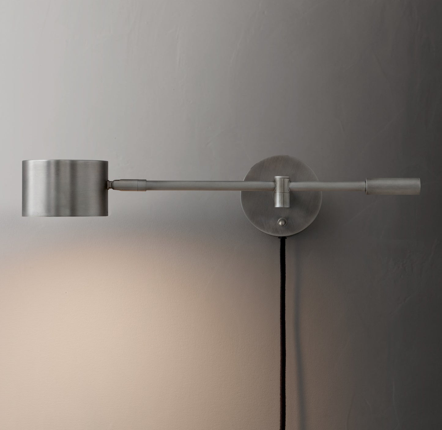 Barlow Swing-Arm Task Sconce 20"W